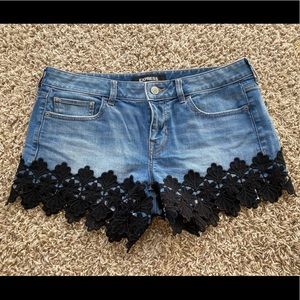 Express Low Rise Lace Trim Shorts
